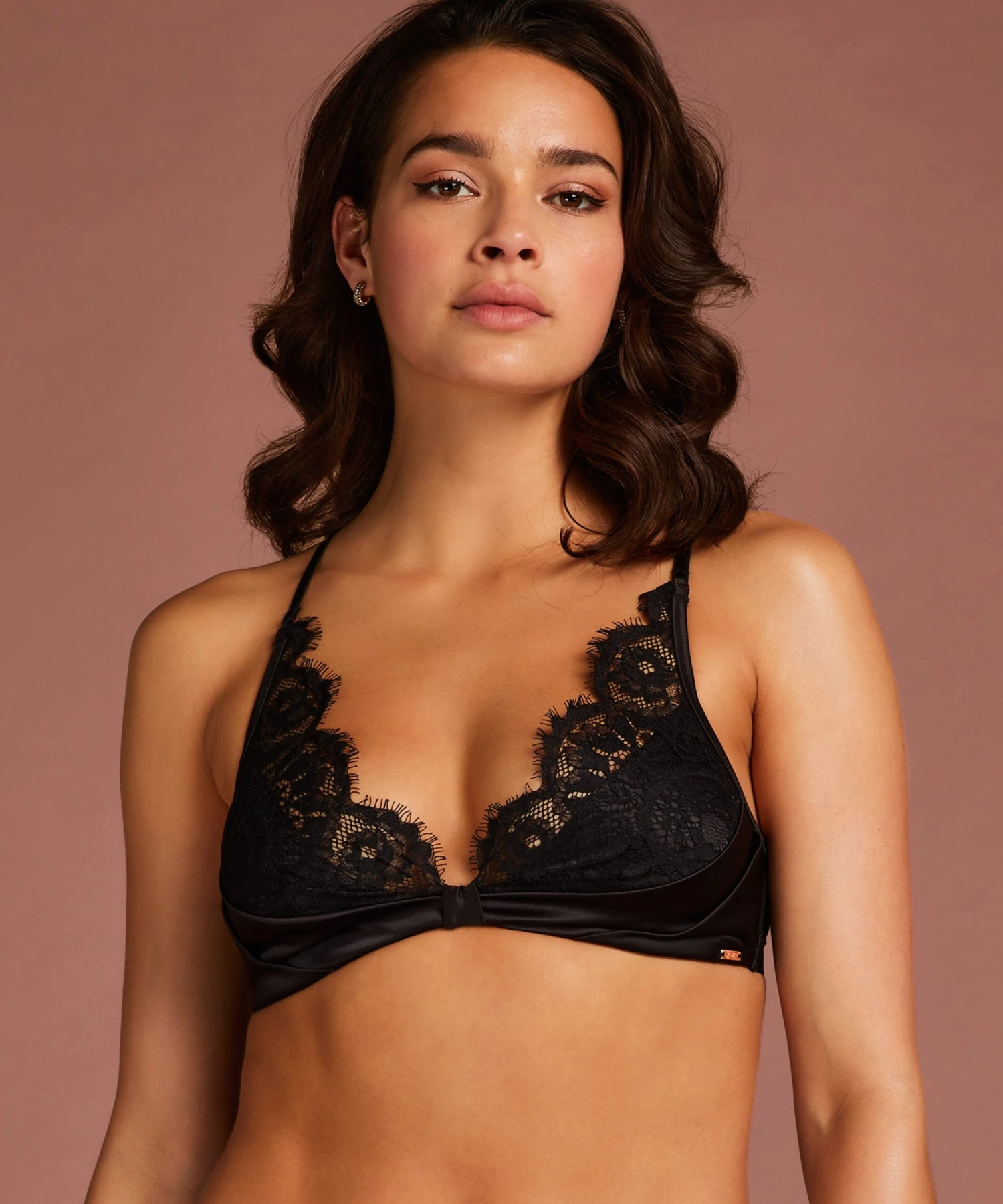 Bralette Hannako 3 Bralette Hannako
