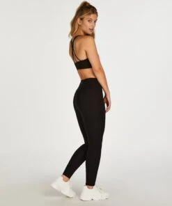 HKMX Nova Sport-BH Level 1 -Mode Dessous Geschäft 201519 4